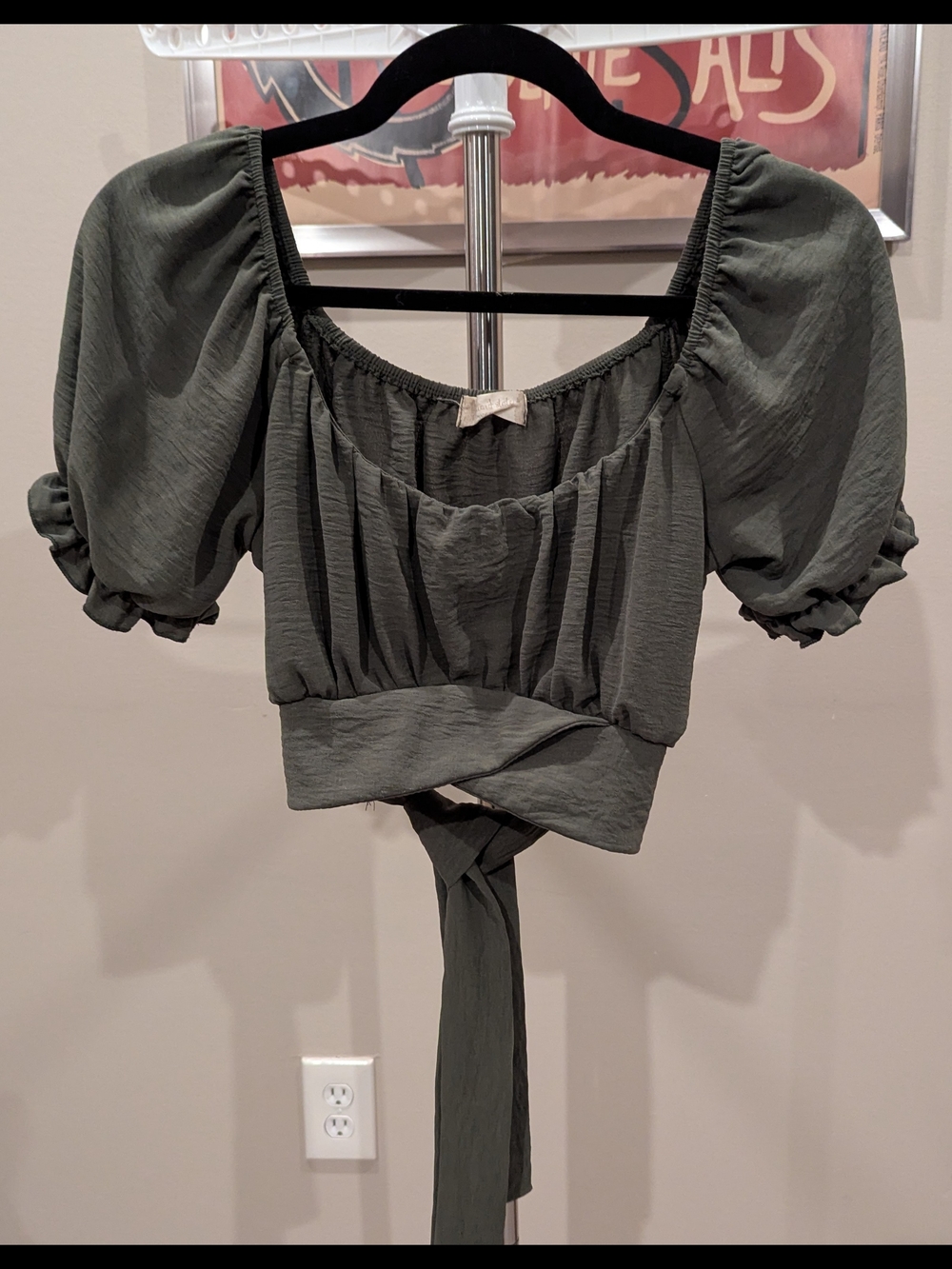 $20 Altar’d State Size M Cottagecore Puff Sleeve Wrap Crop Top Green EUC - Picture 2 of 5